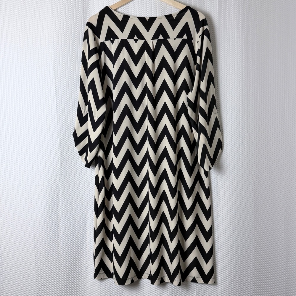Tacera Shift Dress Women Plus Size 2X Black Chevron Mod Business Relaxed Knit - Picture 2 of 9